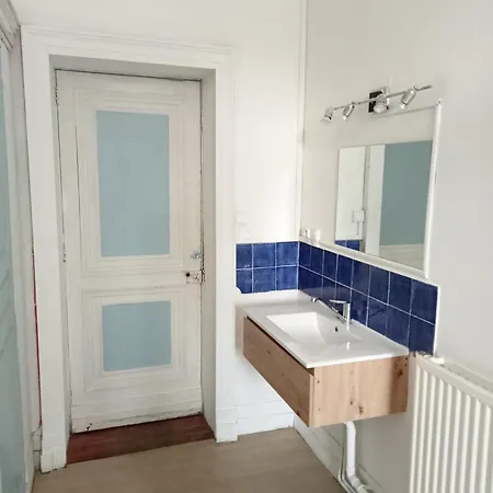 D'hotes A Labège